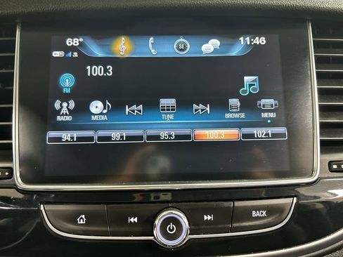 Used 2019 Buick Encore Sport Touring AWD/4WD image 14