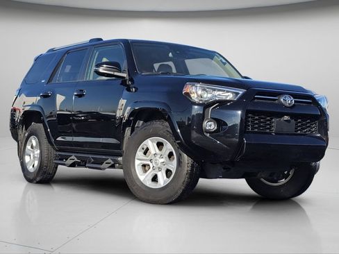 Used 2023 Toyota 4Runner SR5 Premium image 2