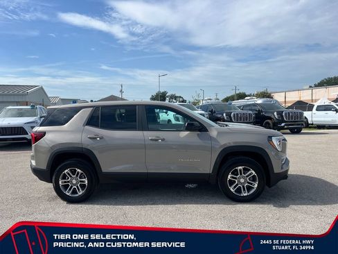 New 2027 GMC Terrain Elevation FWD image 8