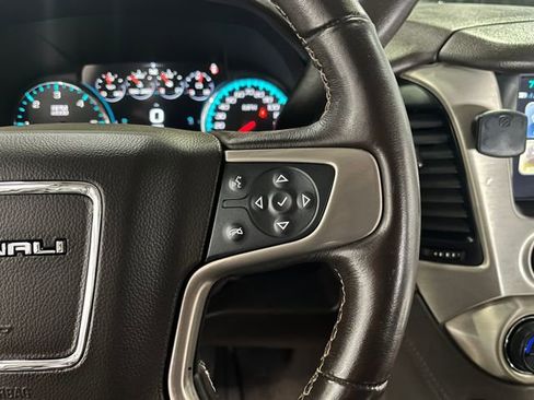 Used 2020 GMC Yukon Denali w/ Open Road Package image 18