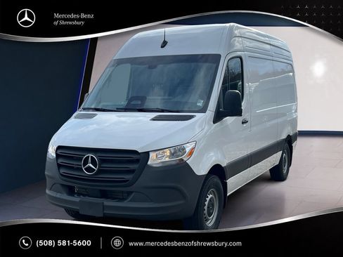 Used 2025 Mercedes-Benz Sprinter 2500 image 1