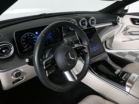 Certified 2024 Mercedes-Benz CLE 450 4MATIC Cabriolet image 6