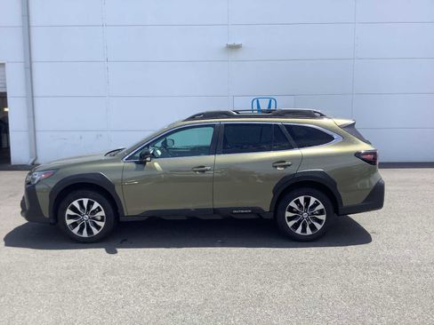 Used 2023 Subaru Outback Limited XT AWD/4WD image 3