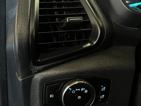 Used 2018 Ford EcoSport SE AWD/4WD image 15