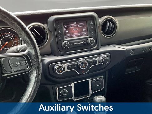 Used 2021 Jeep Wrangler Unlimited Sport AWD/4WD image 12
