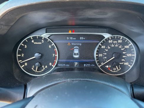 Used 2023 Nissan Altima 2.5 SV FWD image 14