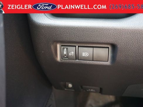Used 2022 Toyota RAV4 LE AWD/4WD image 26