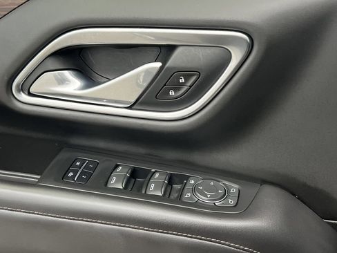 Used 2021 Chevrolet Tahoe High Country image 16