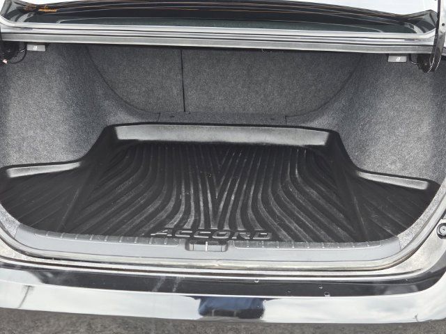 Used 2020 Honda Accord Sport image 9