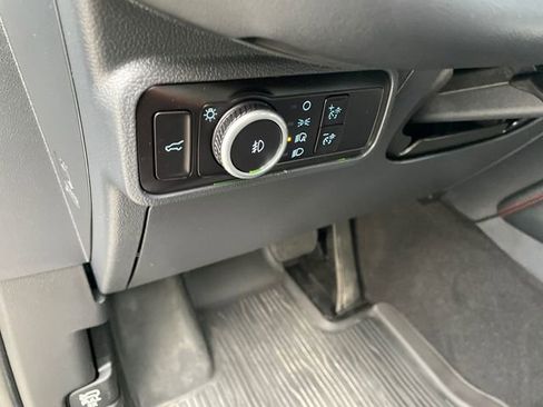 Used 2025 Ford Explorer ST-Line w/ ST-Line Street Pack image 29