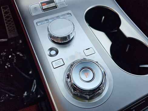 Used 2026 Genesis GV70 3.5T Sport Advanced image 21