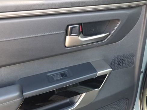 Used 2025 Toyota Tundra Limited image 17