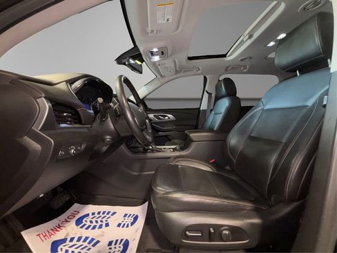 Used 2020 Chevrolet Traverse Premier w/ Redline Edition AWD/4WD image 9