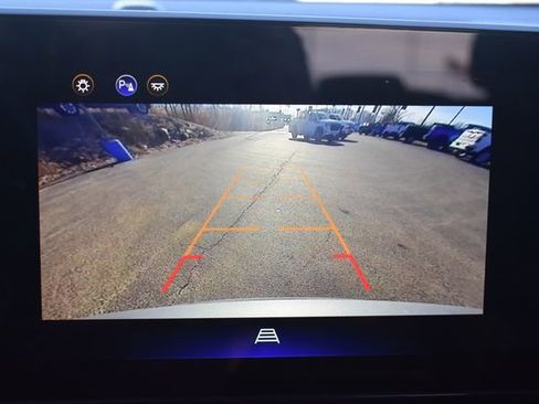 Certified 2025 Chevrolet Equinox LT image 28