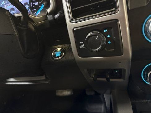Used 2021 Ford F250 Lariat w/ Lariat Ultimate Package AWD/4WD image 19