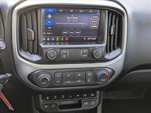 Used 2019 Chevrolet Colorado ZR2 image 12