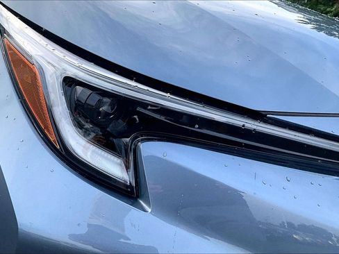 Used 2024 Toyota Corolla SE w/ SE Package FWD image 27