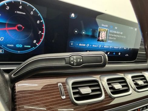 Used 2021 Mercedes-Benz GLS 450 4MATIC image 27