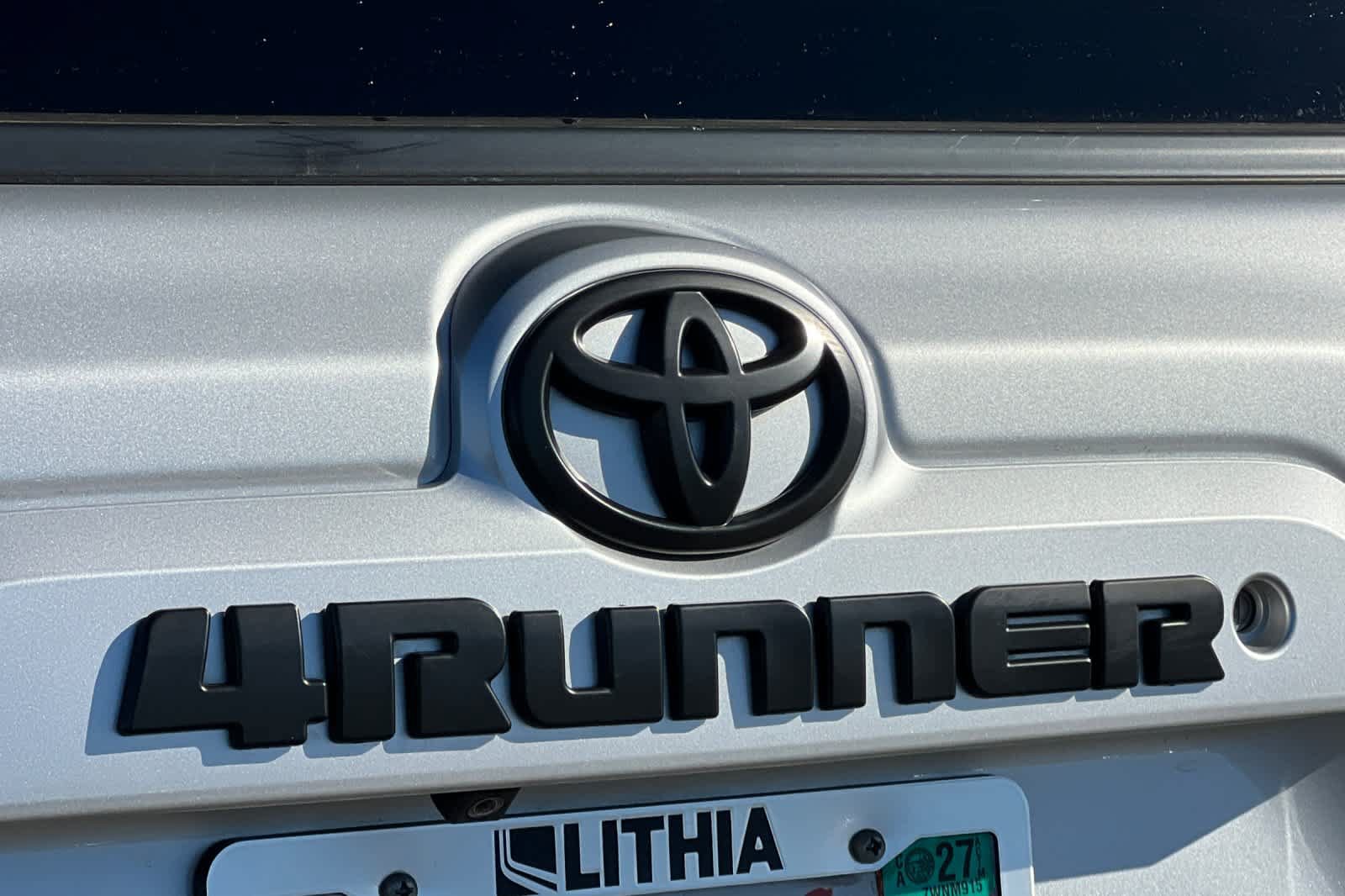 Certified 2017 Toyota 4Runner SR5 Premium w/ Preferred Accessory Package RWD image 32