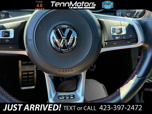 Used 2019 Volkswagen GTI SE image 15