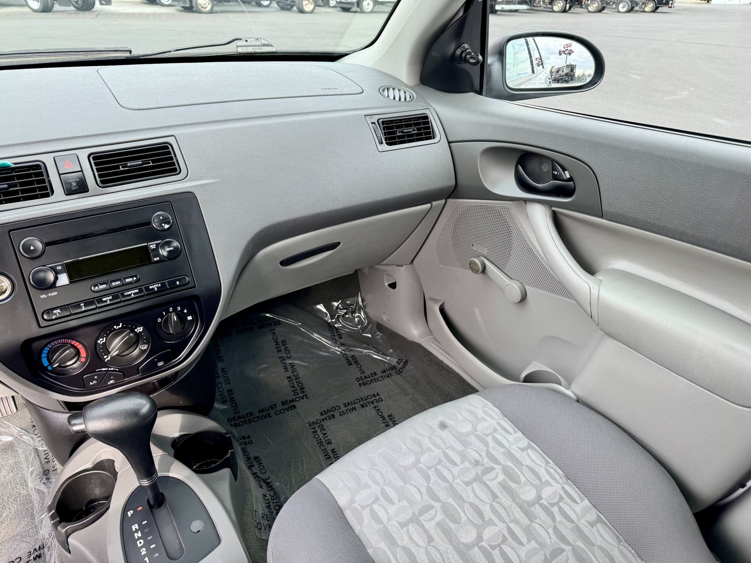 Used 2005 Ford Focus S FWD image 18