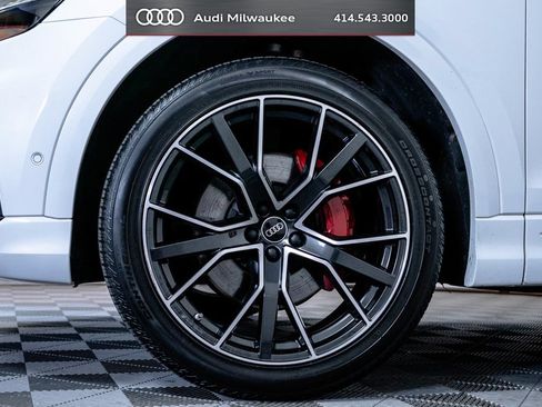 Used 2023 Audi Q8 Premium Plus AWD/4WD image 10