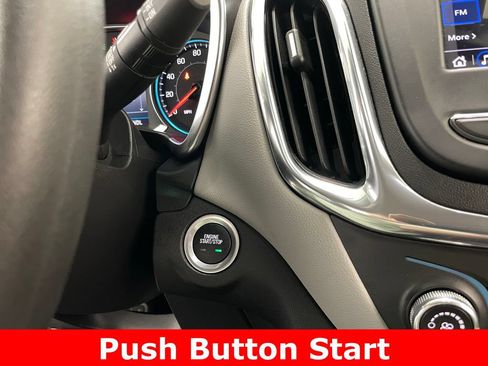 Certified 2024 Chevrolet Equinox LS w/ LS Convenience Package FWD image 5