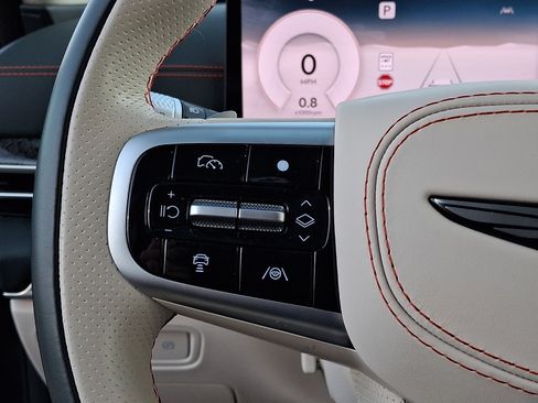 Certified 2025 Genesis GV80 3.5T e-SC AWD/4WD image 25
