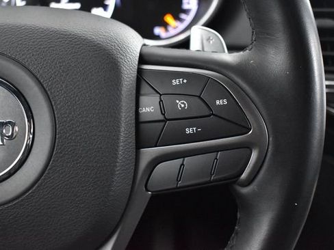 Used 2019 Jeep Grand Cherokee Limited X RWD image 13