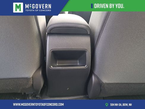 Used 2022 Toyota Corolla LE FWD image 19
