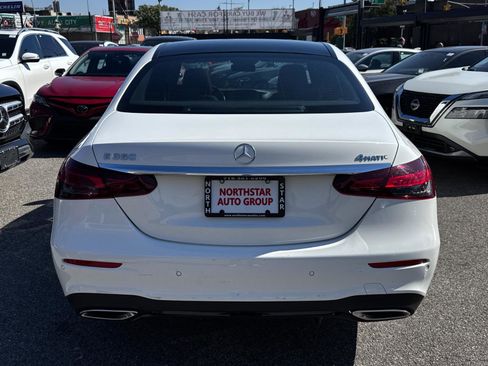 Used 2022 Mercedes-Benz E 350 E 350 w/ AMG Line Exterior image 5