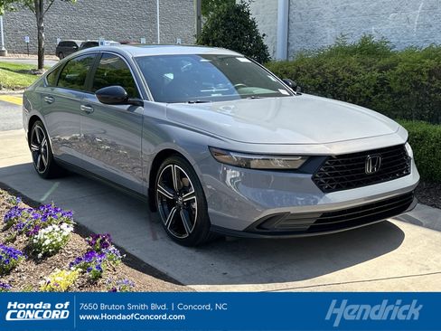 Certified 2023 Honda Accord Sport image 1