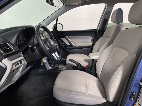 Used 2017 Subaru Forester 2.5i Premium w/ Popular Package #2A AWD/4WD image 12