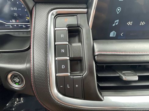 Used 2023 Chevrolet Tahoe RST AWD/4WD image 35