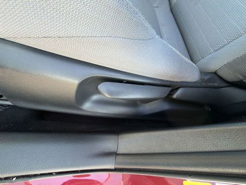 Used 2023 Toyota Corolla SE image 18