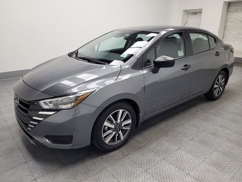 Used 2025 Nissan Versa S w/ S Plus Package FWD image 2