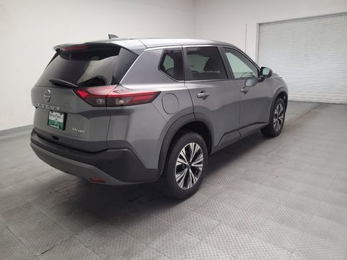 Used 2023 Nissan Rogue SV AWD/4WD image 9