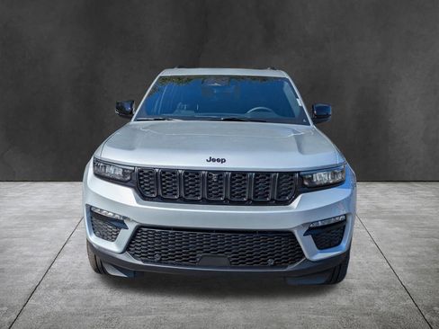 New 2025 Jeep Grand Cherokee Limited image 9