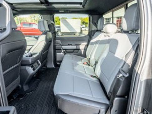 New 2025 Ford F150 Lightning Lariat image 19