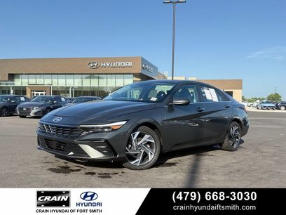 Used 2025 Hyundai Elantra SEL