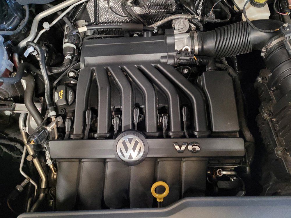 Used 2023 Volkswagen Atlas Cross Sport SE w/ Black Wheel Package FWD image 30