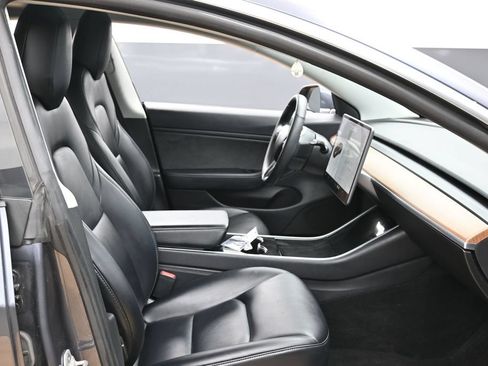 Used 2020 Tesla Model 3 Long Range AWD/4WD image 37