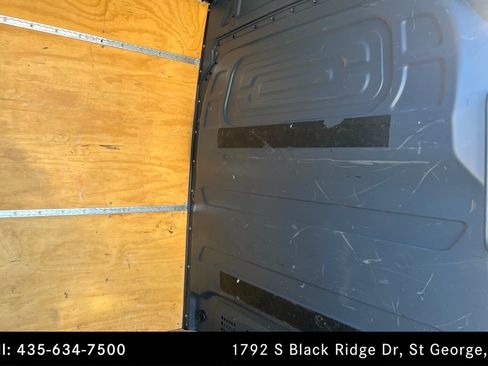Used 2019 Mercedes-Benz Sprinter 170 Cargo image 16