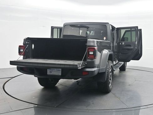 Used 2020 Jeep Gladiator Overland AWD/4WD image 37