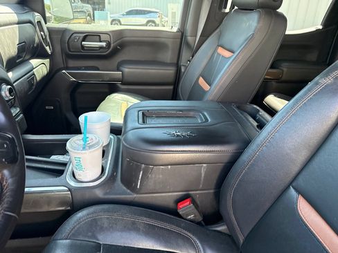 Used 2020 GMC Sierra 1500 AT4 w/ AT4 Premium Package AWD/4WD image 18