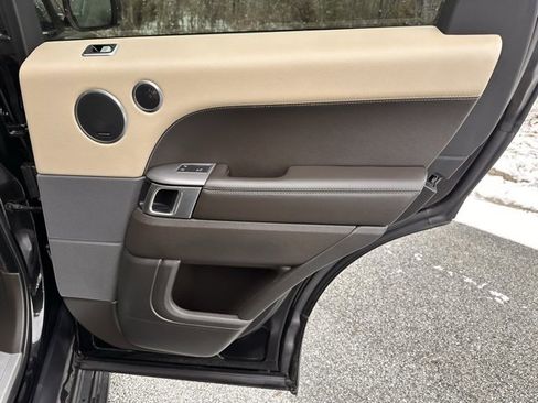 Used 2019 Land Rover Range Rover Sport HSE image 20