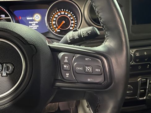 Used 2020 Jeep Wrangler Unlimited Sport AWD/4WD image 9