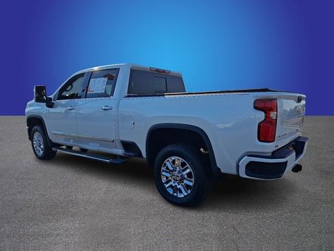 Used 2024 Chevrolet Silverado 2500 High Country w/ High Country Premium Package image 4