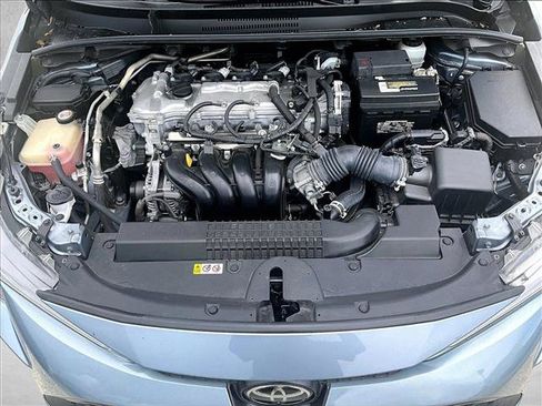Used 2020 Toyota Corolla LE FWD image 11
