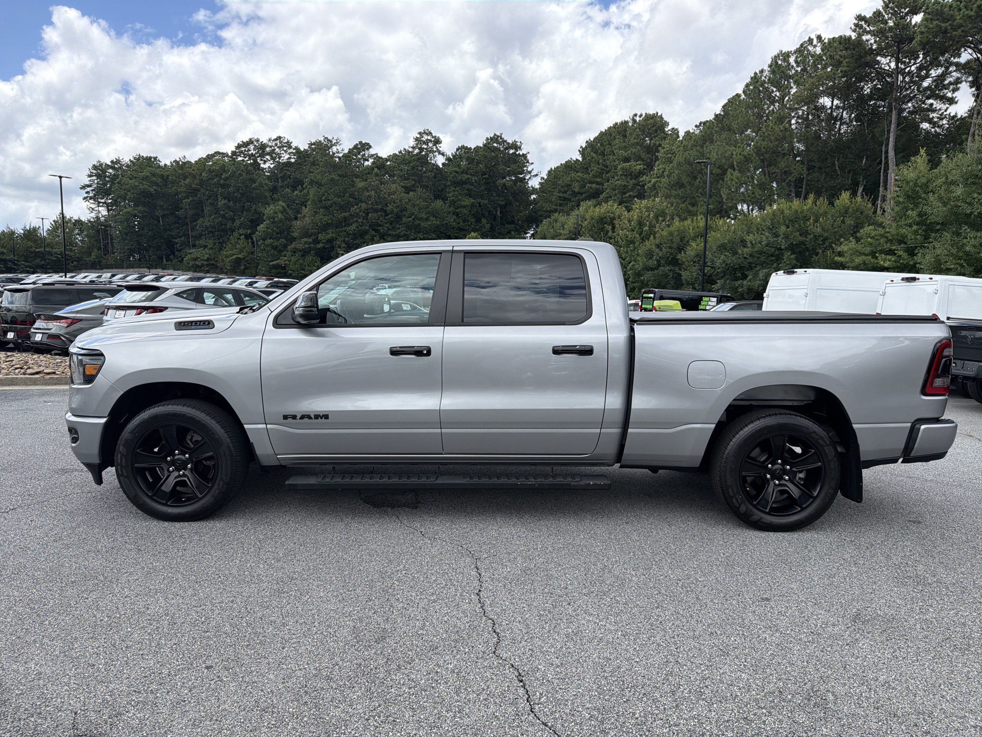 Used 2023 RAM 1500 Big Horn AWD/4WD image 4
